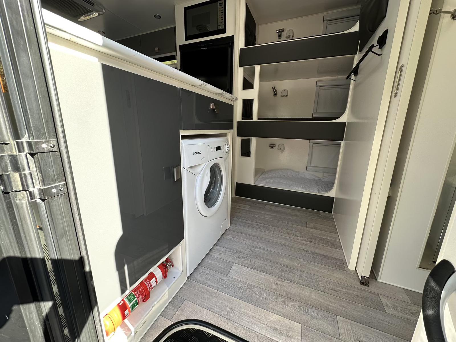 The Good Caravan photo 9