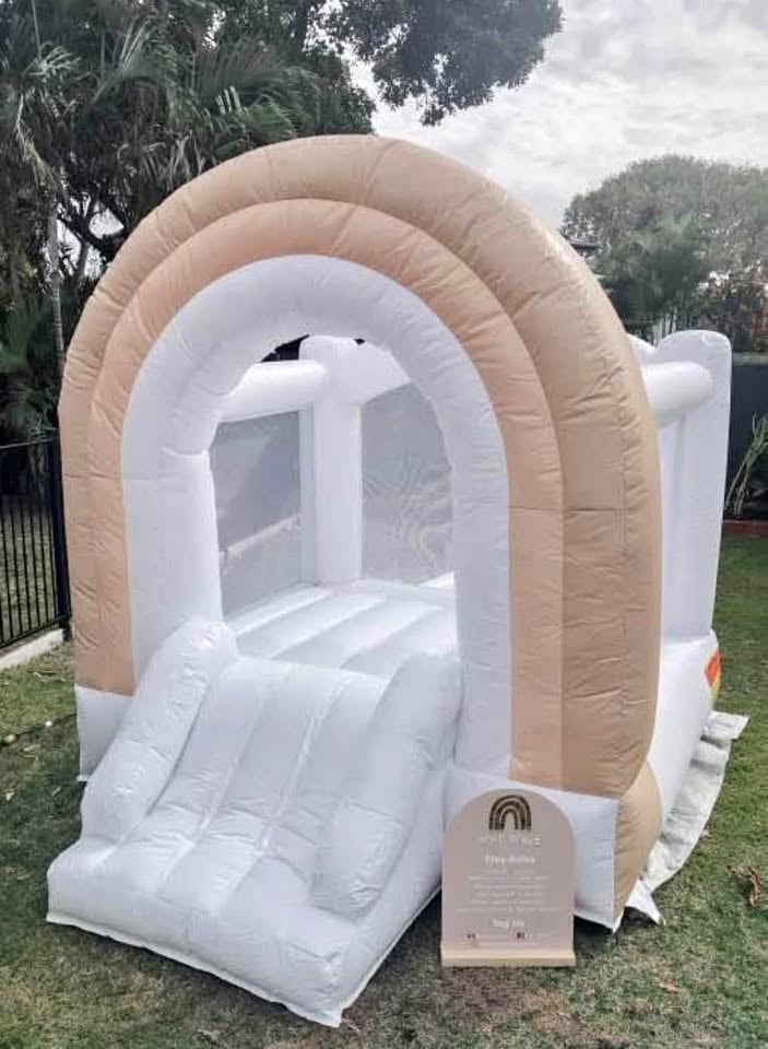 Kids Jumping Castle Hire photo 3