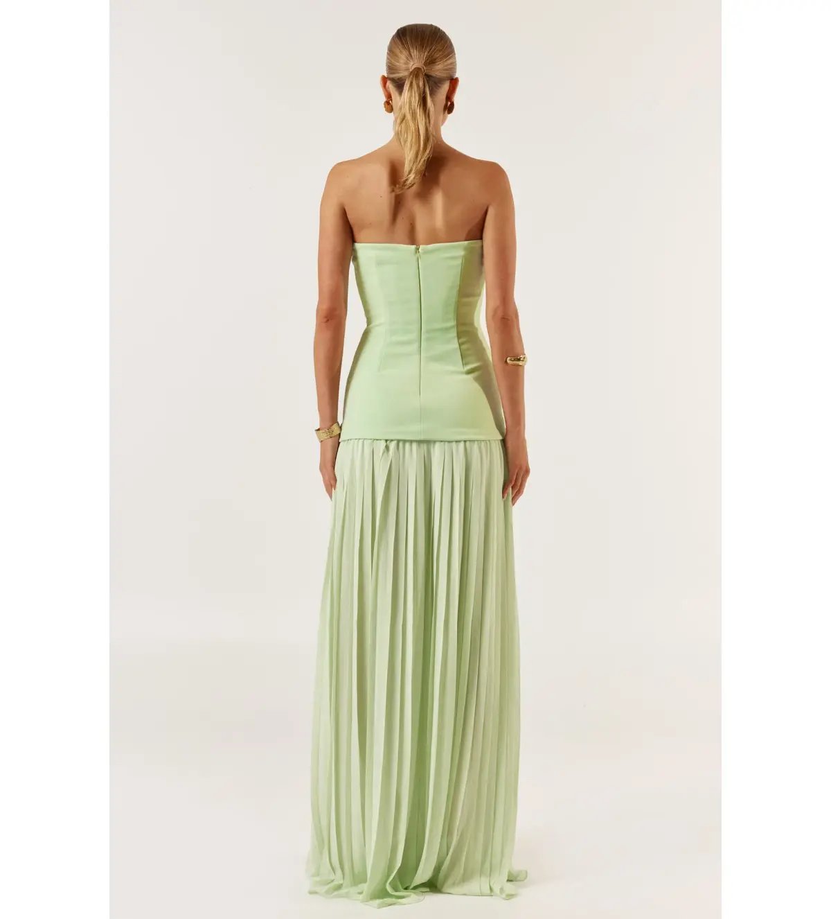 She Is Olla Nicolette Dress Size 6 photo 3