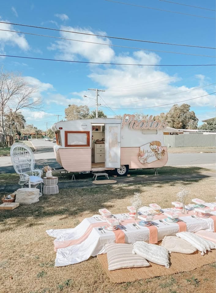 Picnic Set Hire photo 2