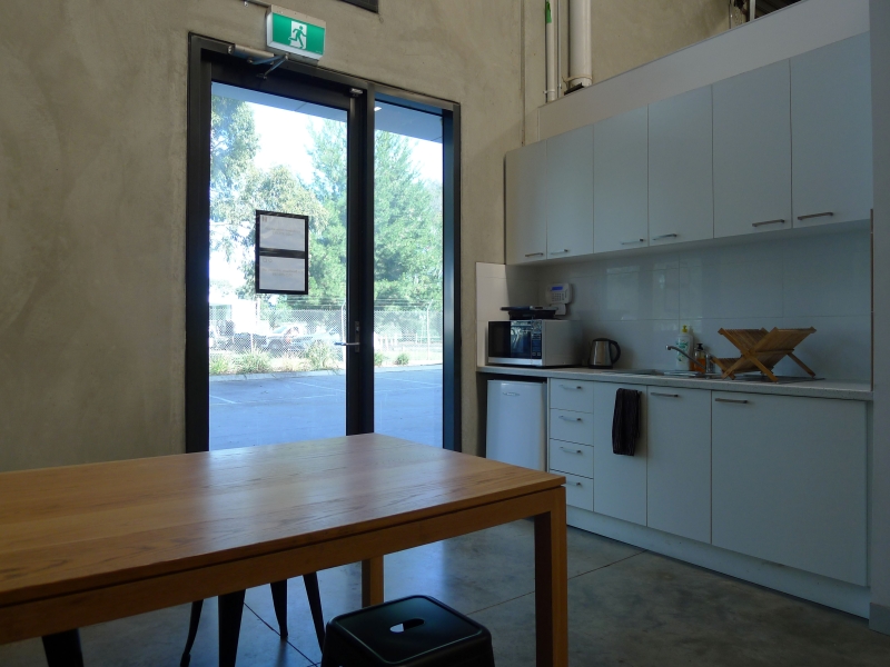 Factory/Workshop/Warehouse Coburg North photo 5