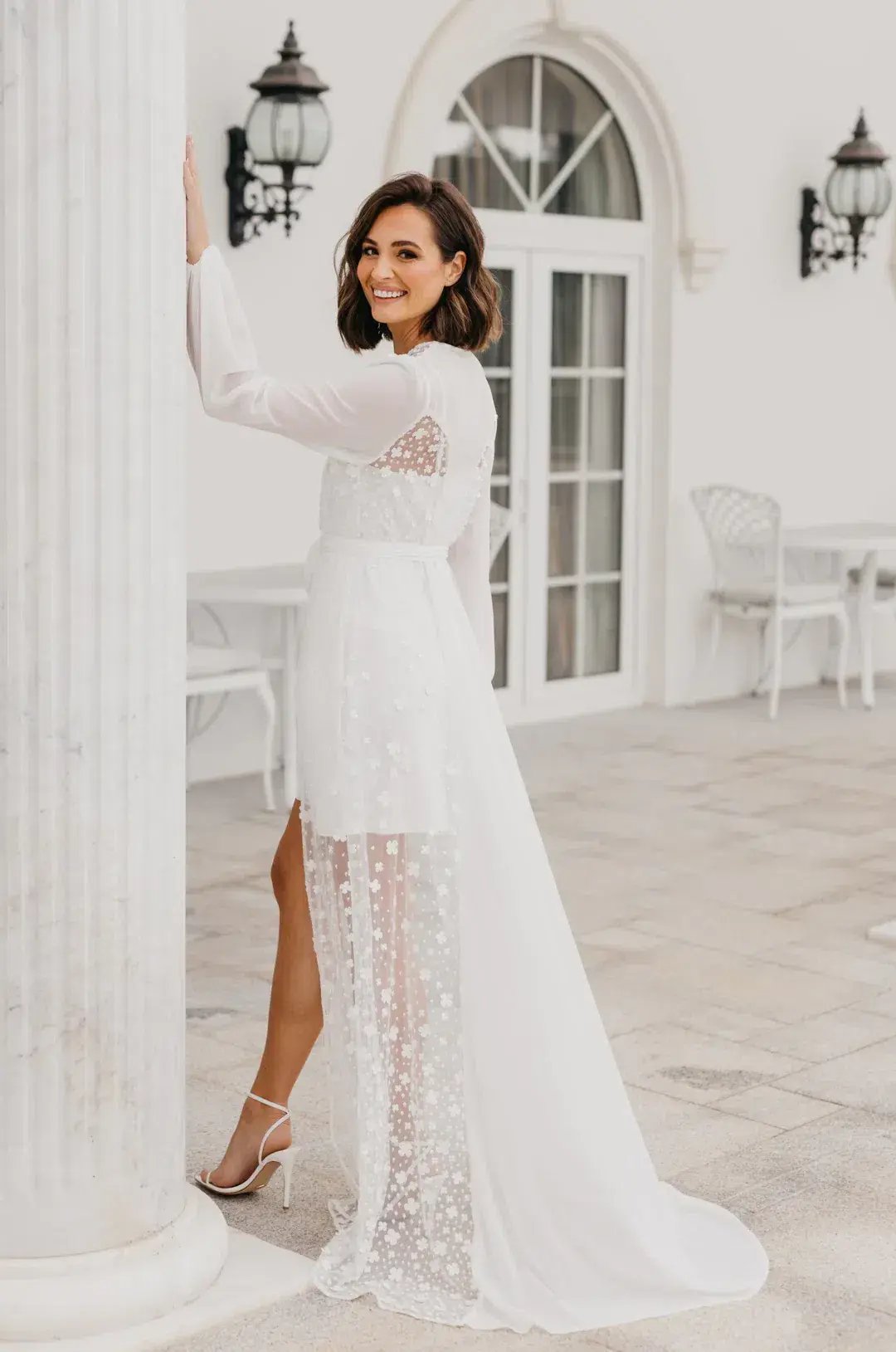 Le Rose Cassidy Forget Me Knot Gown White Size Size 10 photo 2