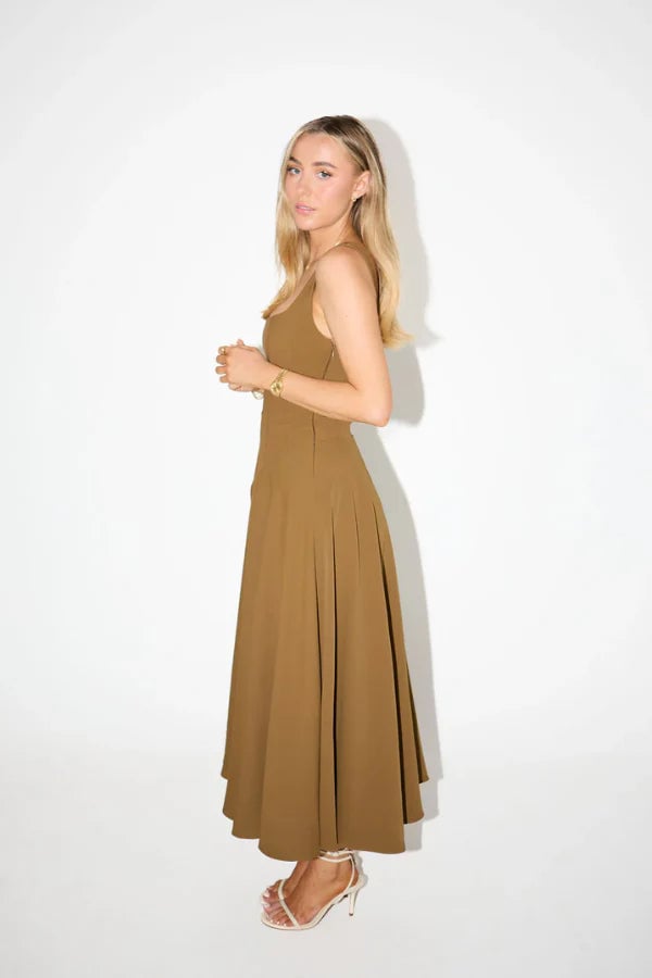 ODD MUSE THE ULTIMATE MUSE LOW WAIST SQUARE NECK MIDI DRESS - OLIVE photo 8