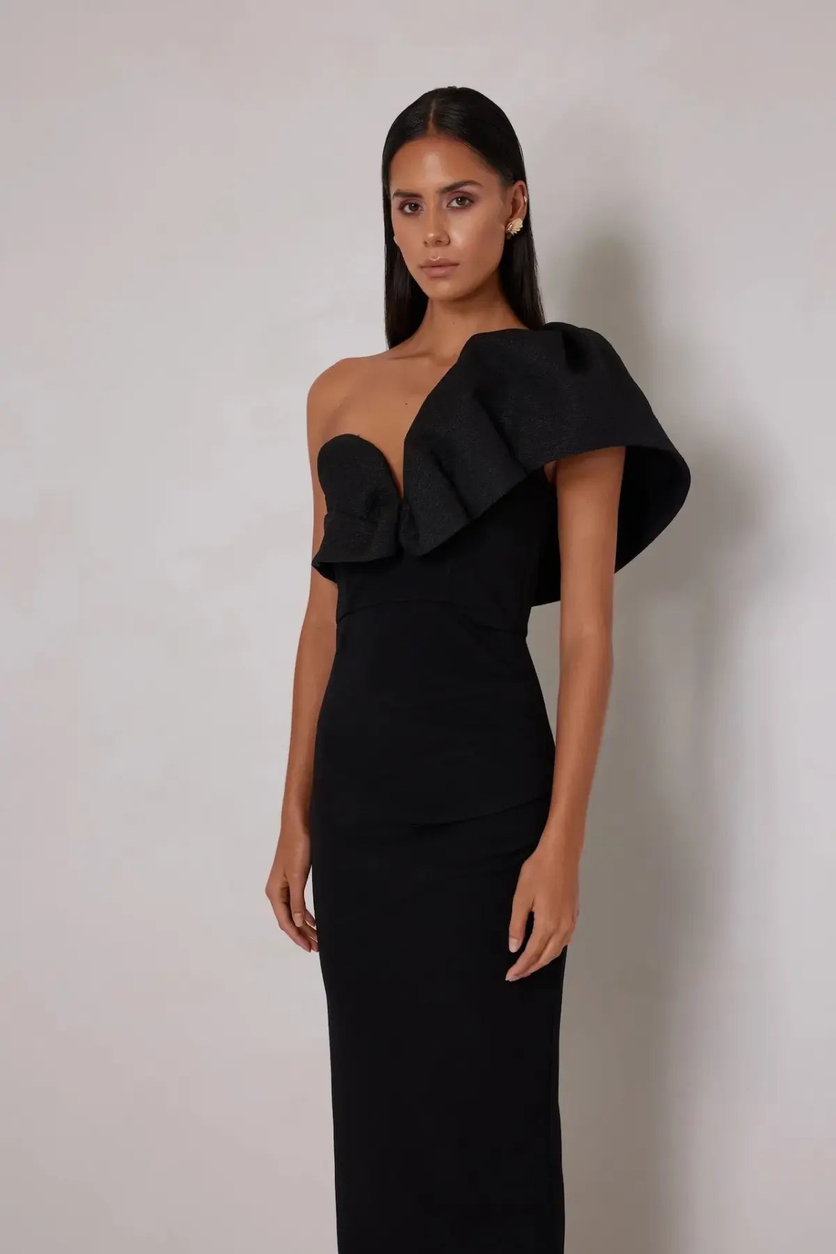 ELLE ZEITOUNE SHARLEENE MIDI / BLACK / SIZE 6 photo 3