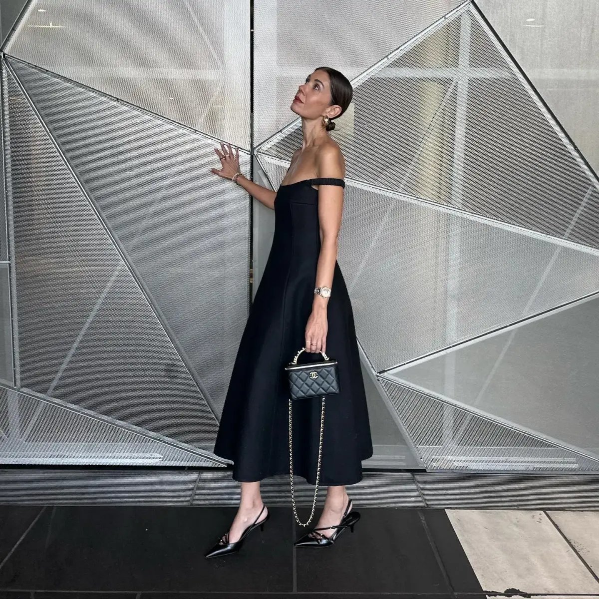 Khaite NY black midi dress photo 3