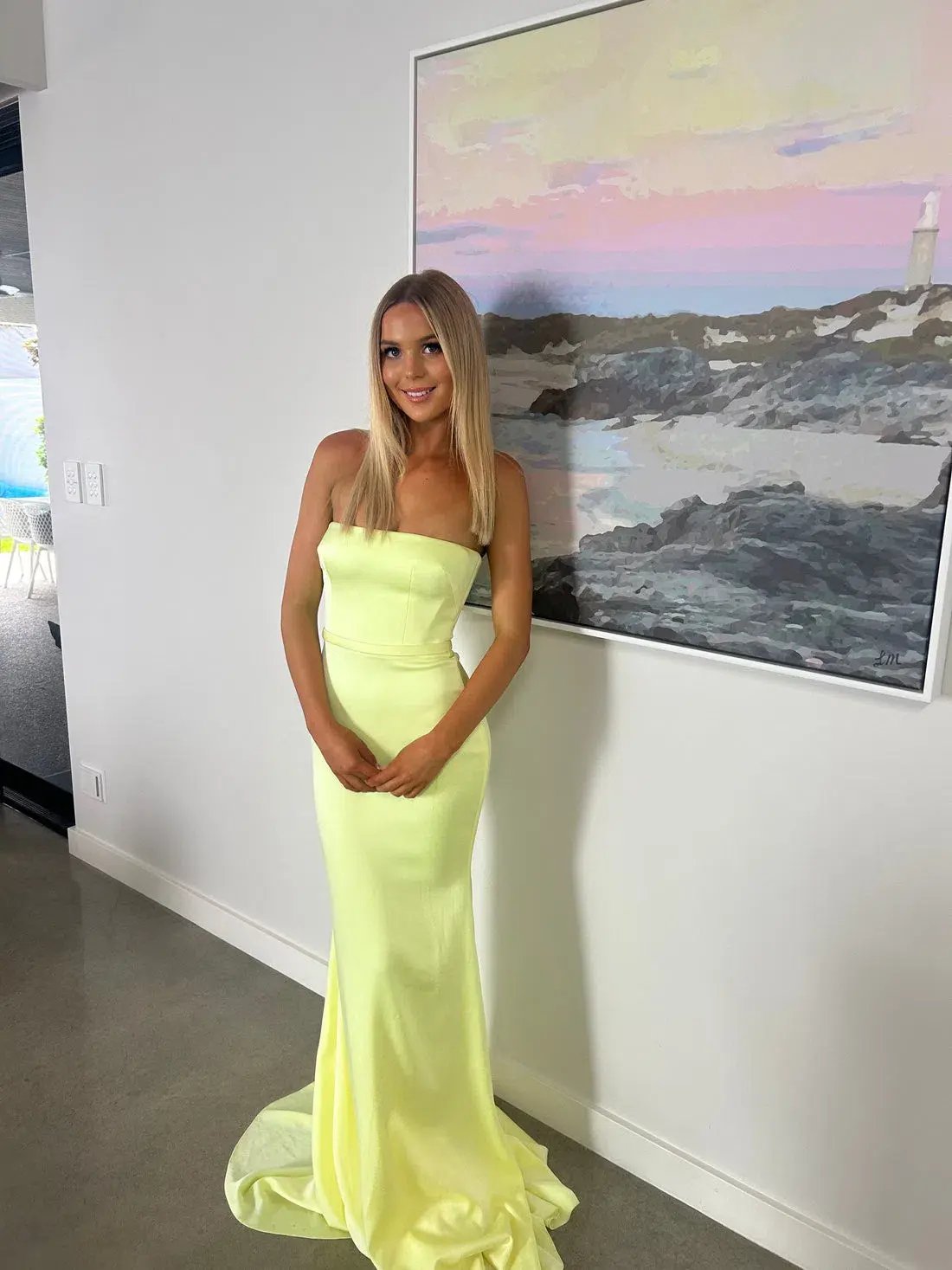 Alex Perry Cassidy Strapless Gown Lime Size 6 photo 2