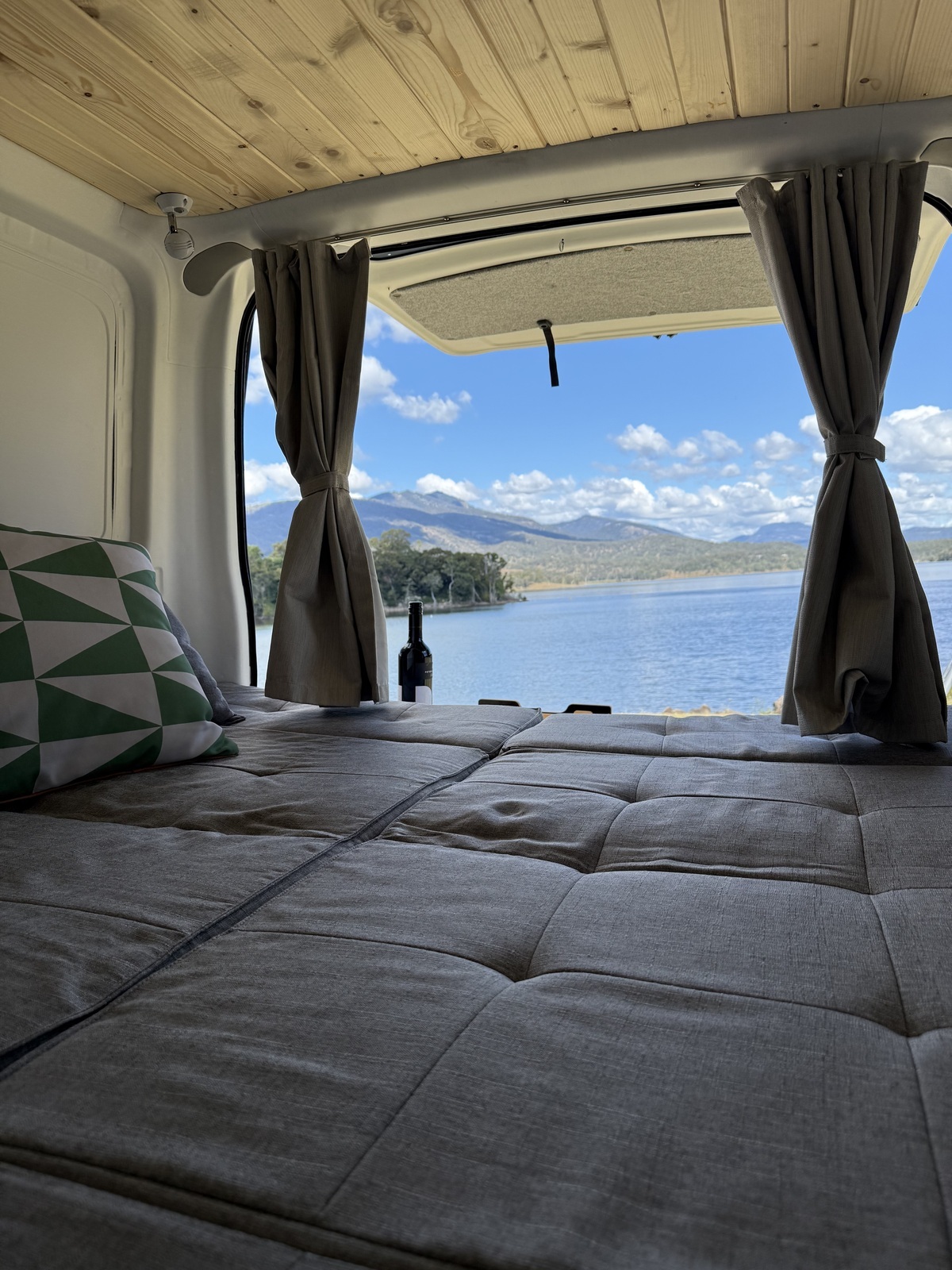 Campervan photo 7