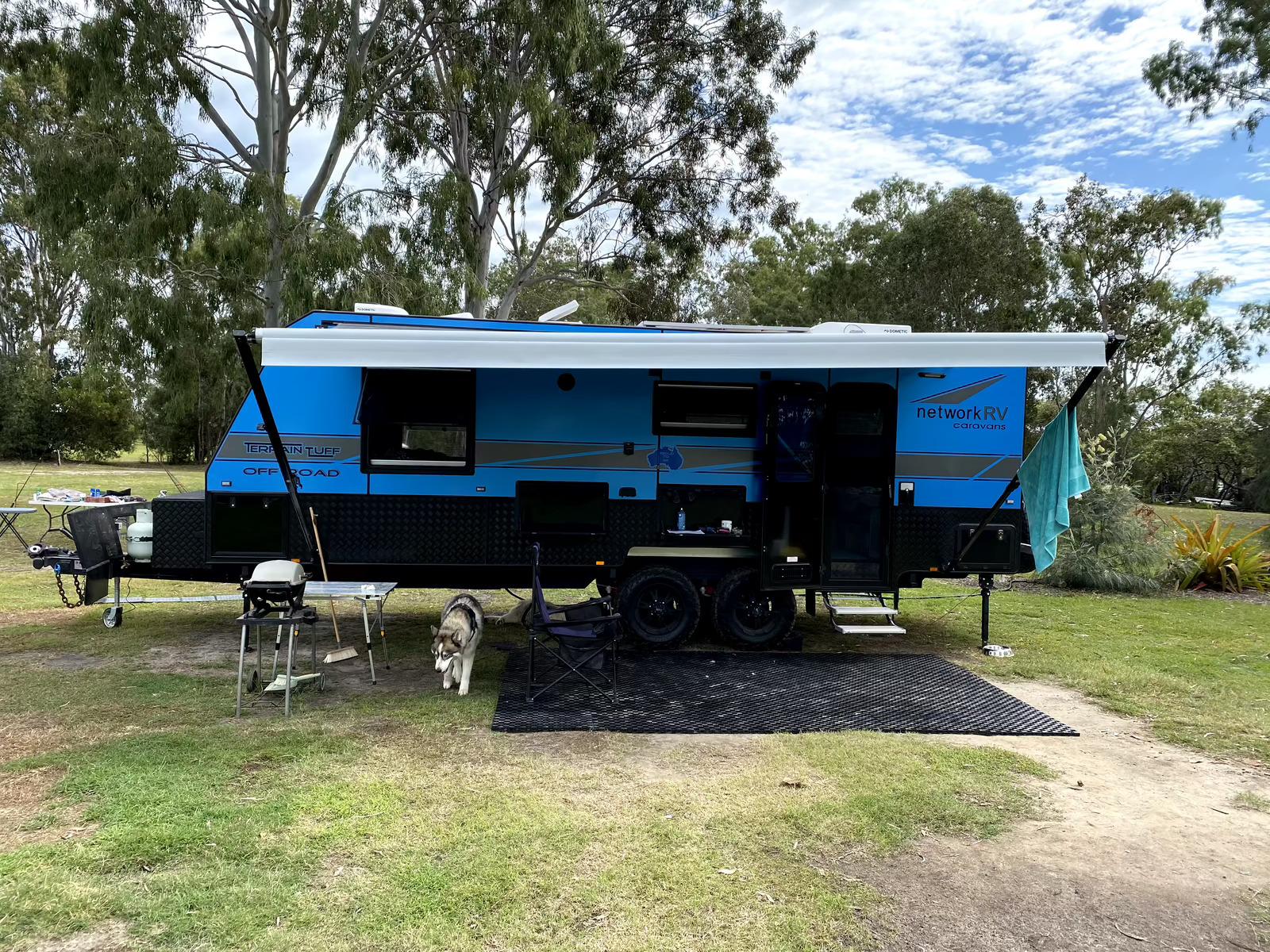 Bolo the Machine, Glamping in the Ruff photo 5