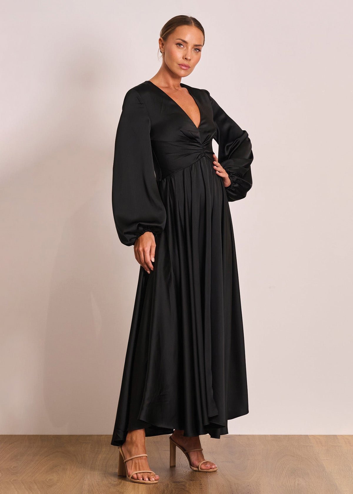 Lucia Sleeve Midi Dress in Black photo 4
