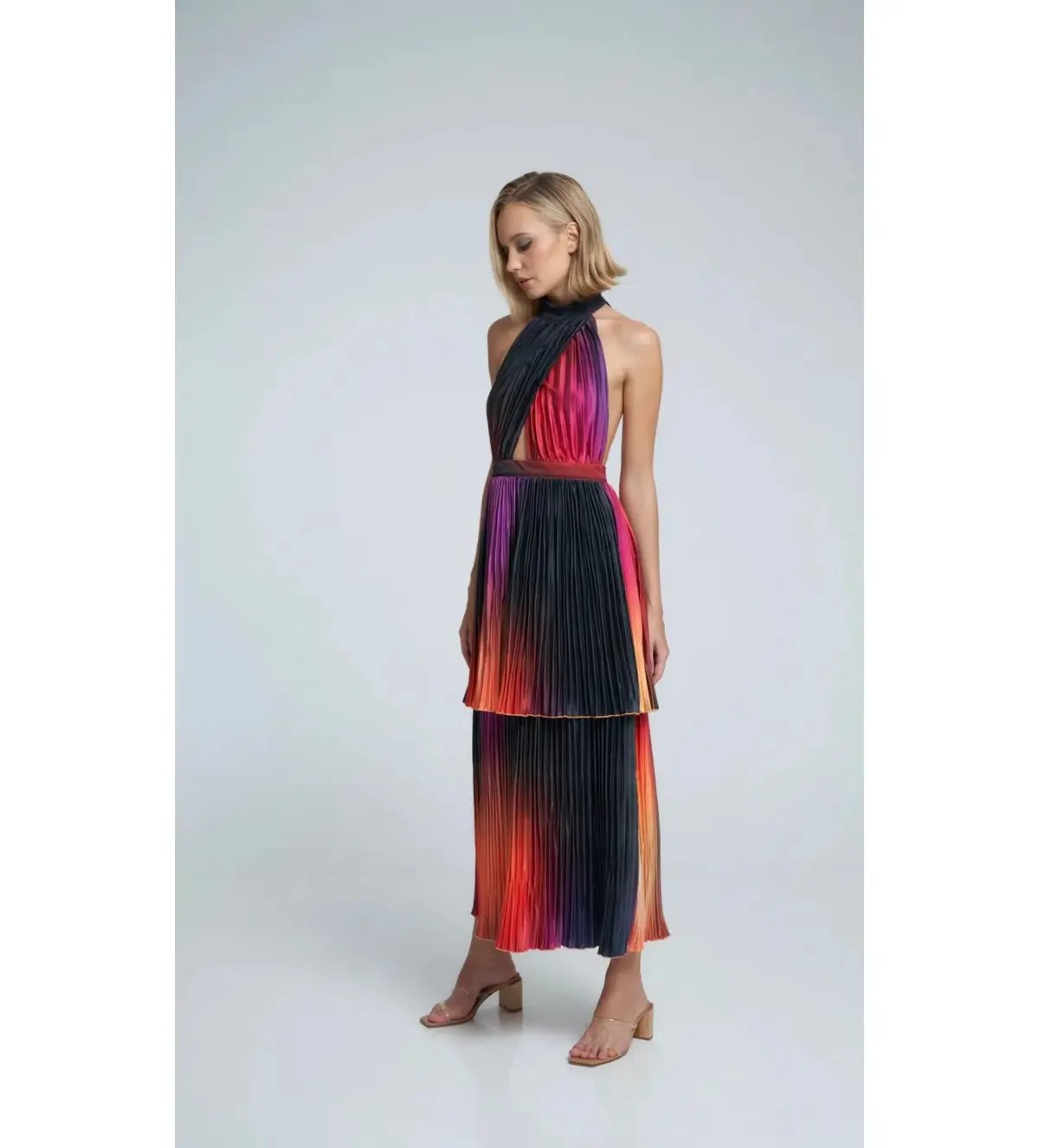 L’Idee Magnifique Gown Fire Size 8 photo 2