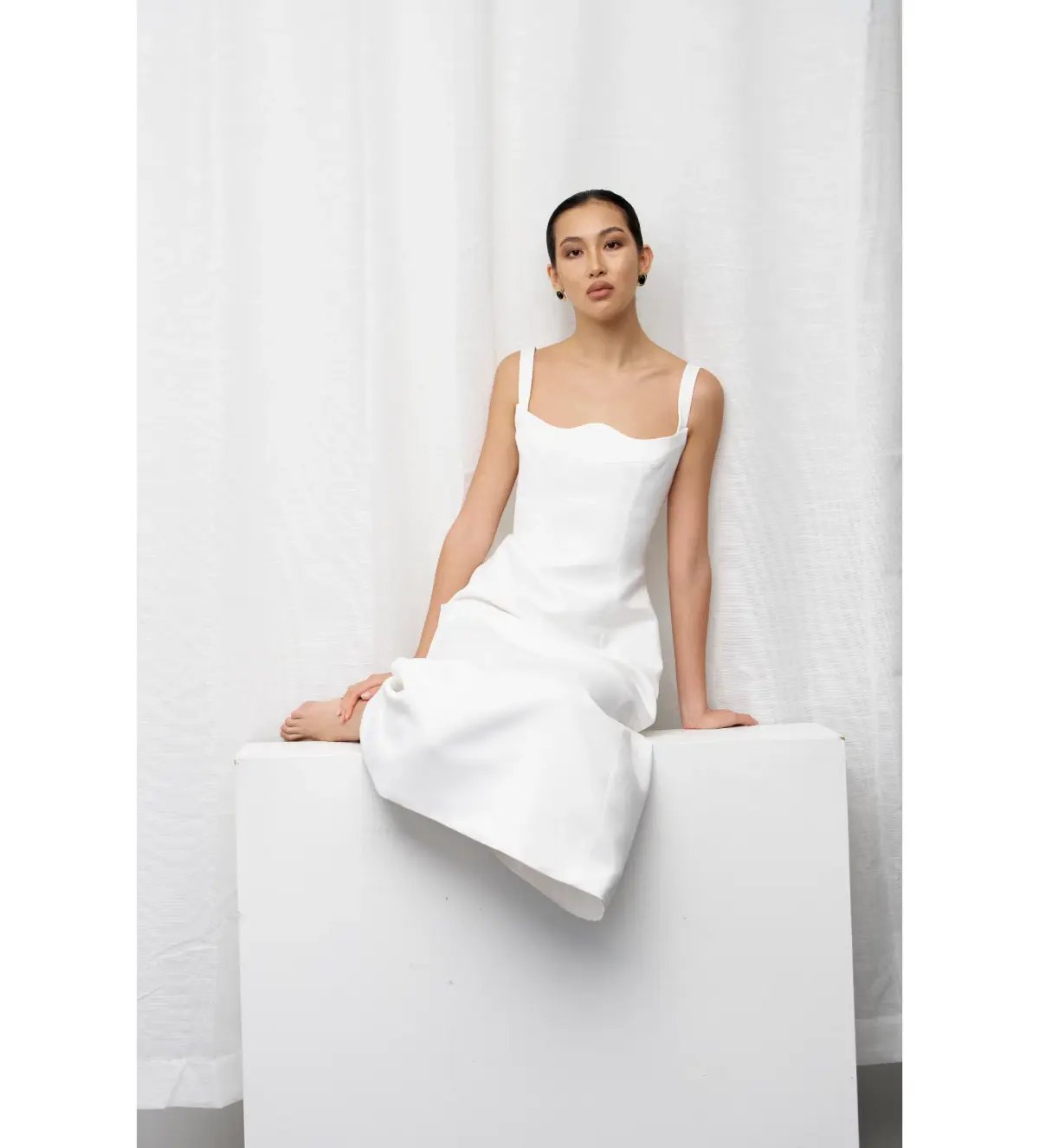 Leo Lin Odette Midi Dress Snow Size 8 photo 4