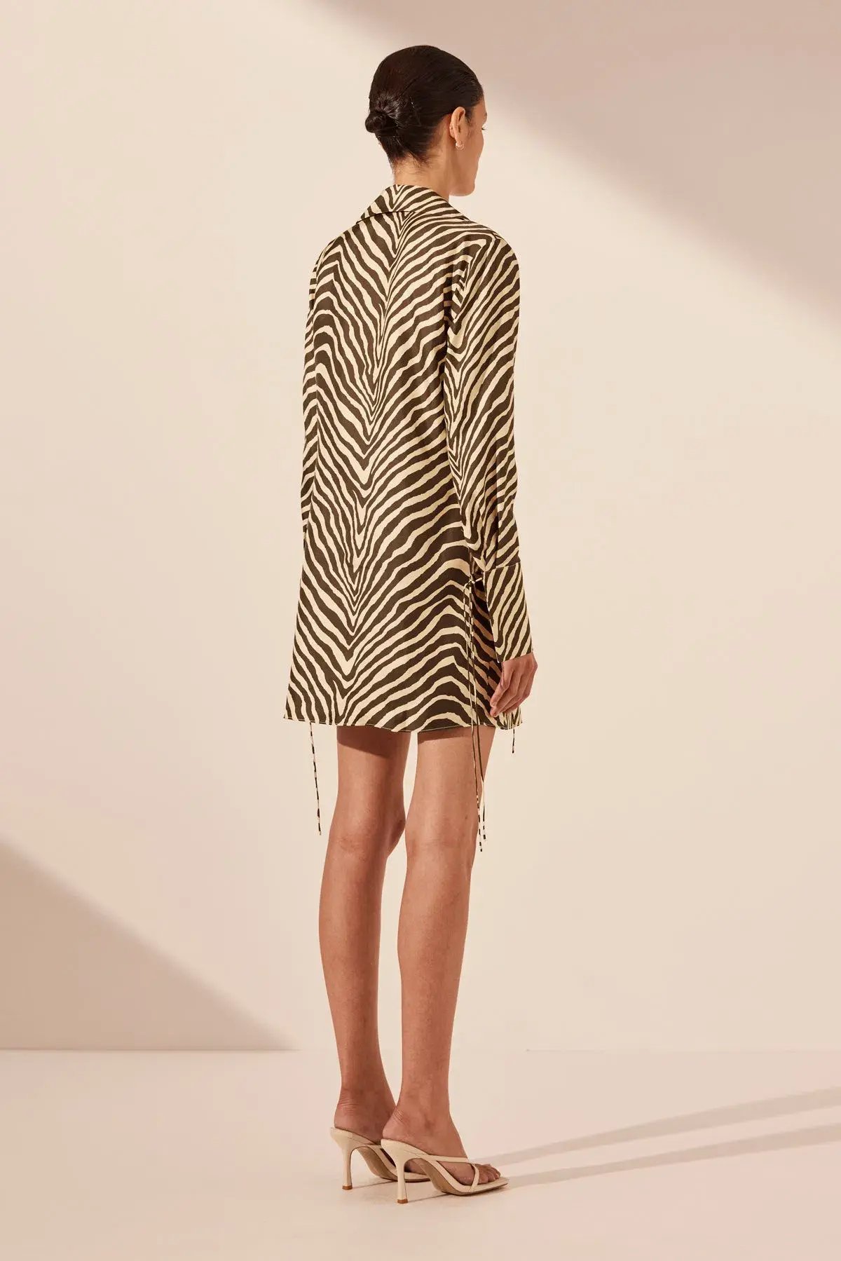 Shona Joy Sana Silk Shirt Tie Mini Dress Bone/Chocolate Size 8 photo 3