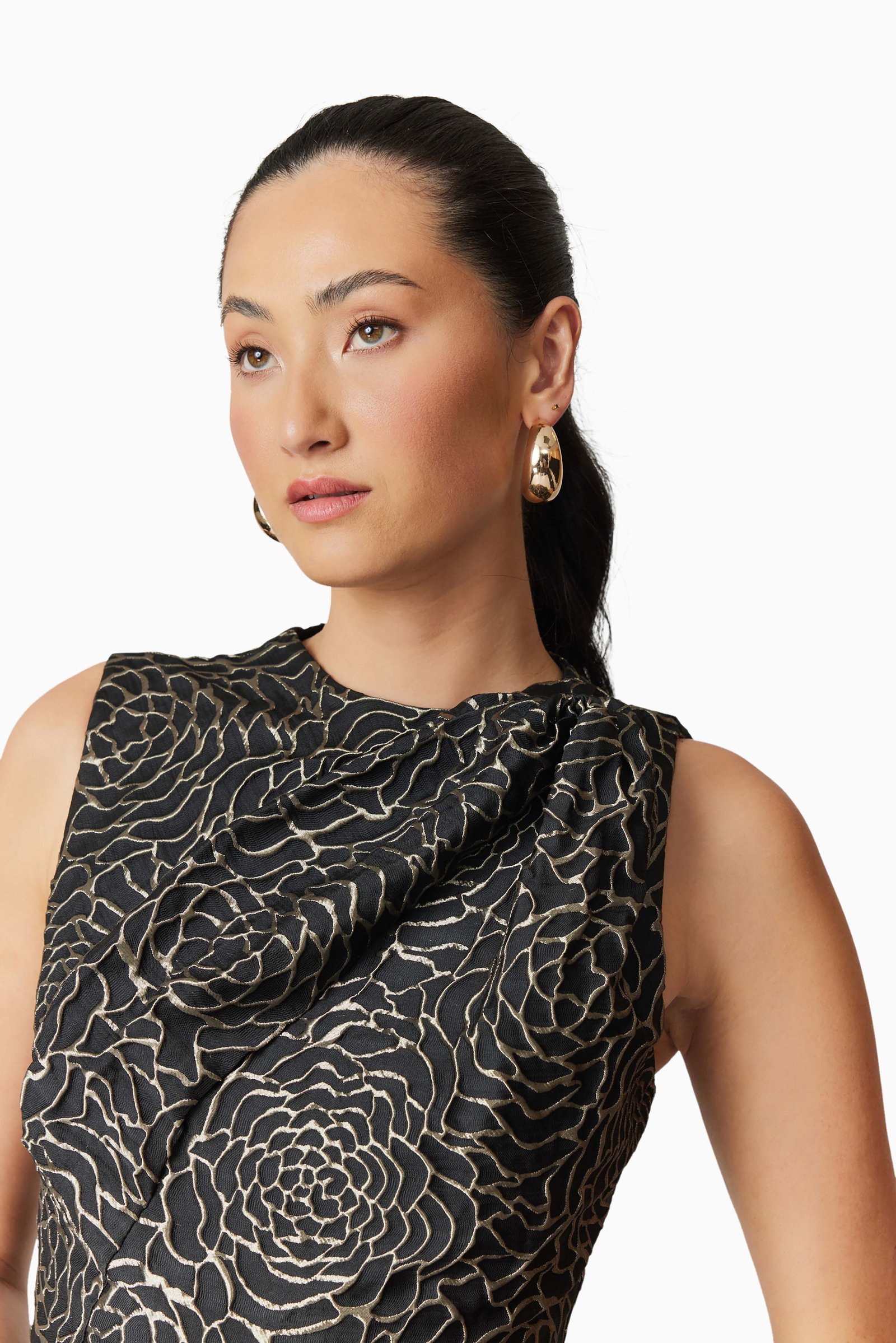 ELLIATT DEANNA MIDI DRESS - BLACK/GOLD photo 6