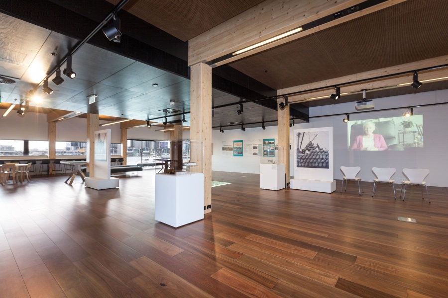 Library at the Dock Gallery photo 2