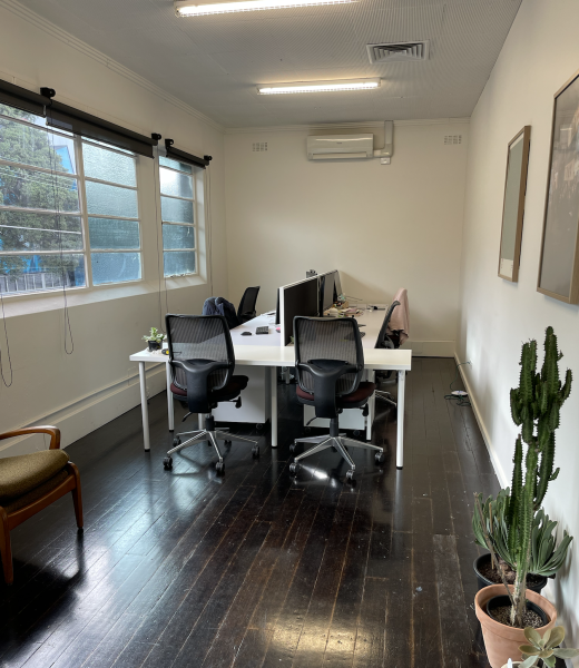 Available Now! Private Studio in heart of Windsor photo 2