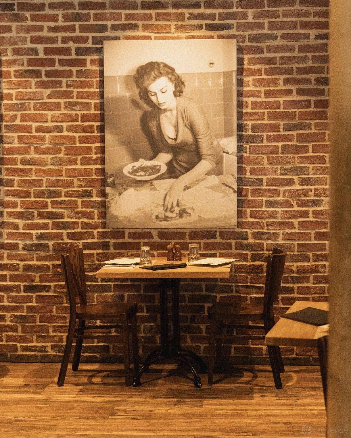 Whole Space at Moretti Ristorante Pizzeria photo 16