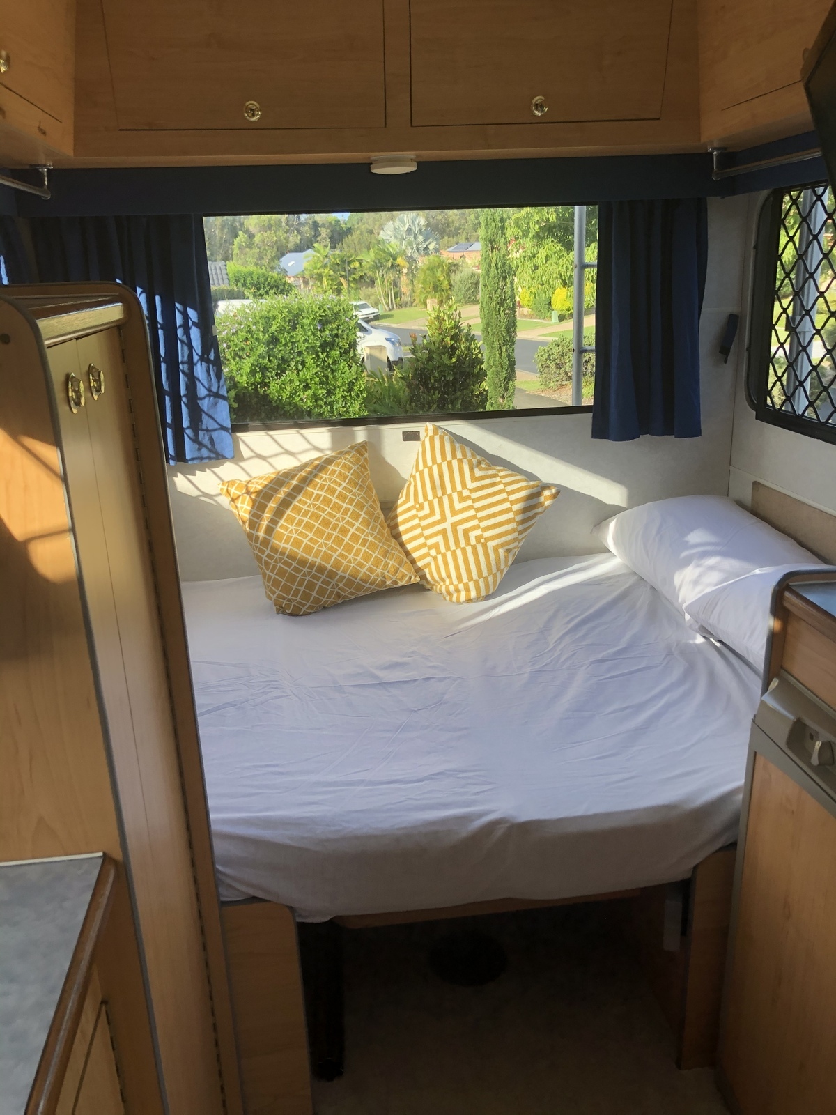 Mana motorhome photo 11