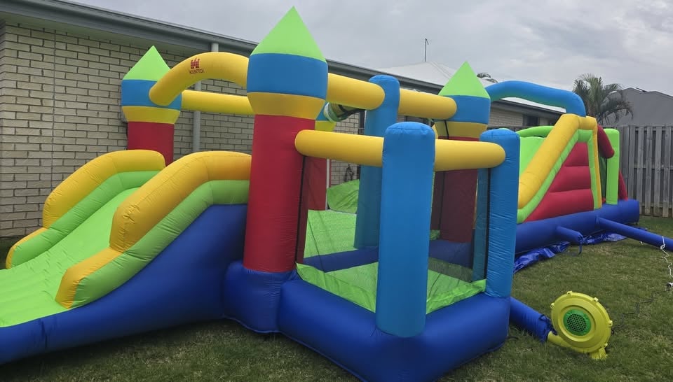 Hire Jumping Castle photo 2