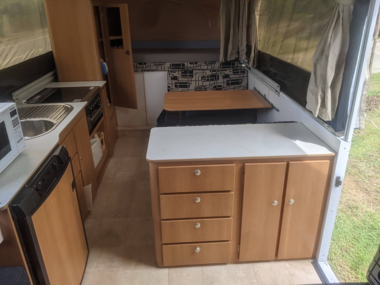 Queensland Jayco Swan Ready to Go! photo 9