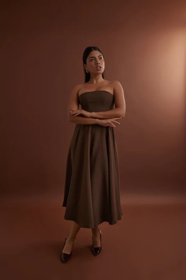 ODD MUSE THE ULTIMATE MUSE STRAPLESS MIDI DRESS - BROWN photo 7