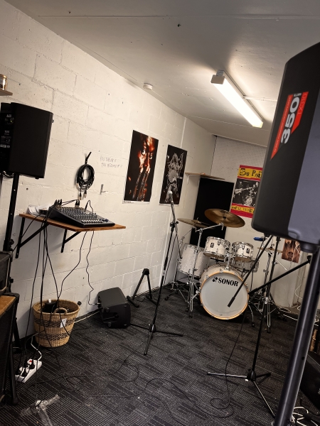FreQ Rehearsal Studio photo 3