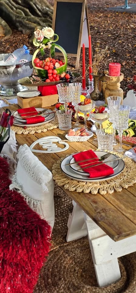 Couples picnic, pop up picnic, engagements, Baby Shower, Birthdays photo 5