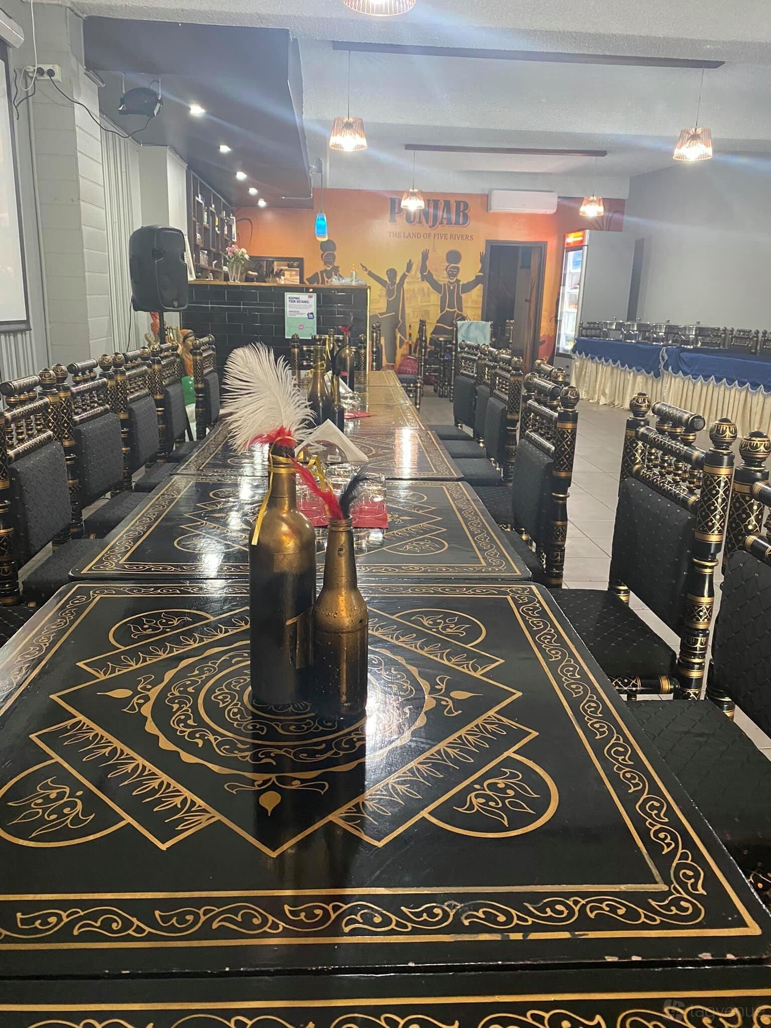 Entire Venue at Ambarsariya Dhaba photo 7