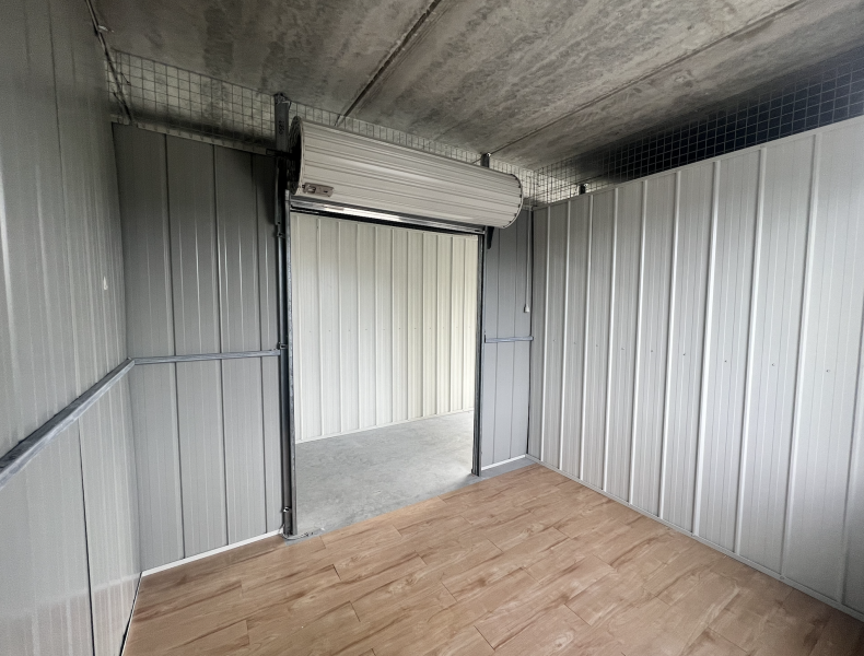 Open space with natural light (unit 204) photo 4