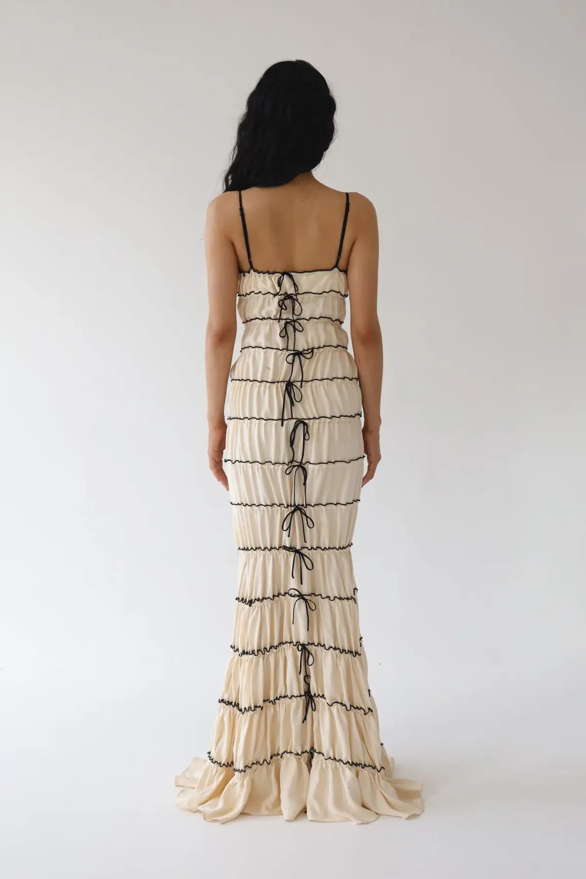 Mirror Palais Tunnel Ruffle Gown Shell Size 8 photo 10