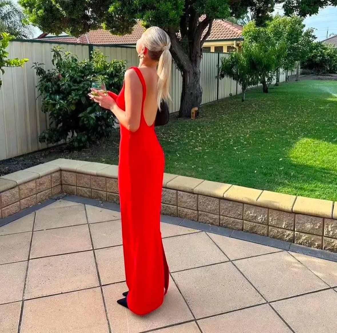 Effie Kats Verona Gown Red Size AU 6 photo 4