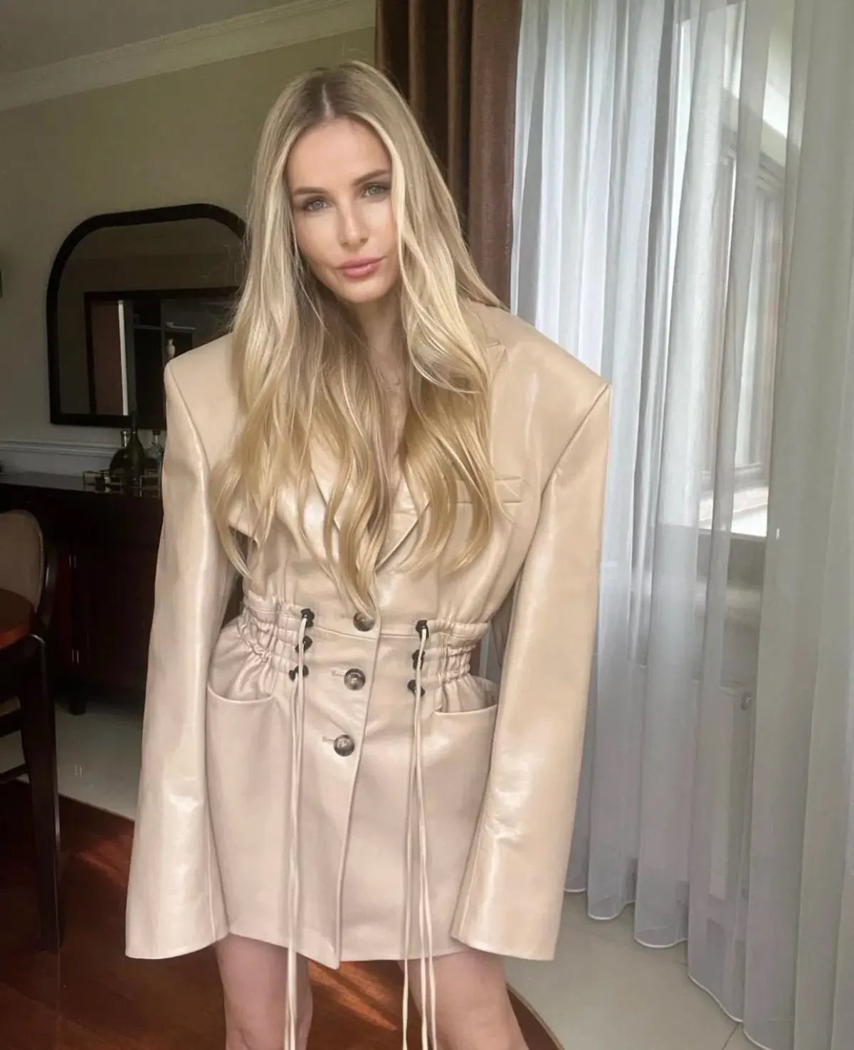 The Mannei Khazali Tailored Leather Blazer Beige Size 8 photo 8