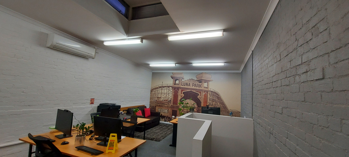 Shared professional office photo 2