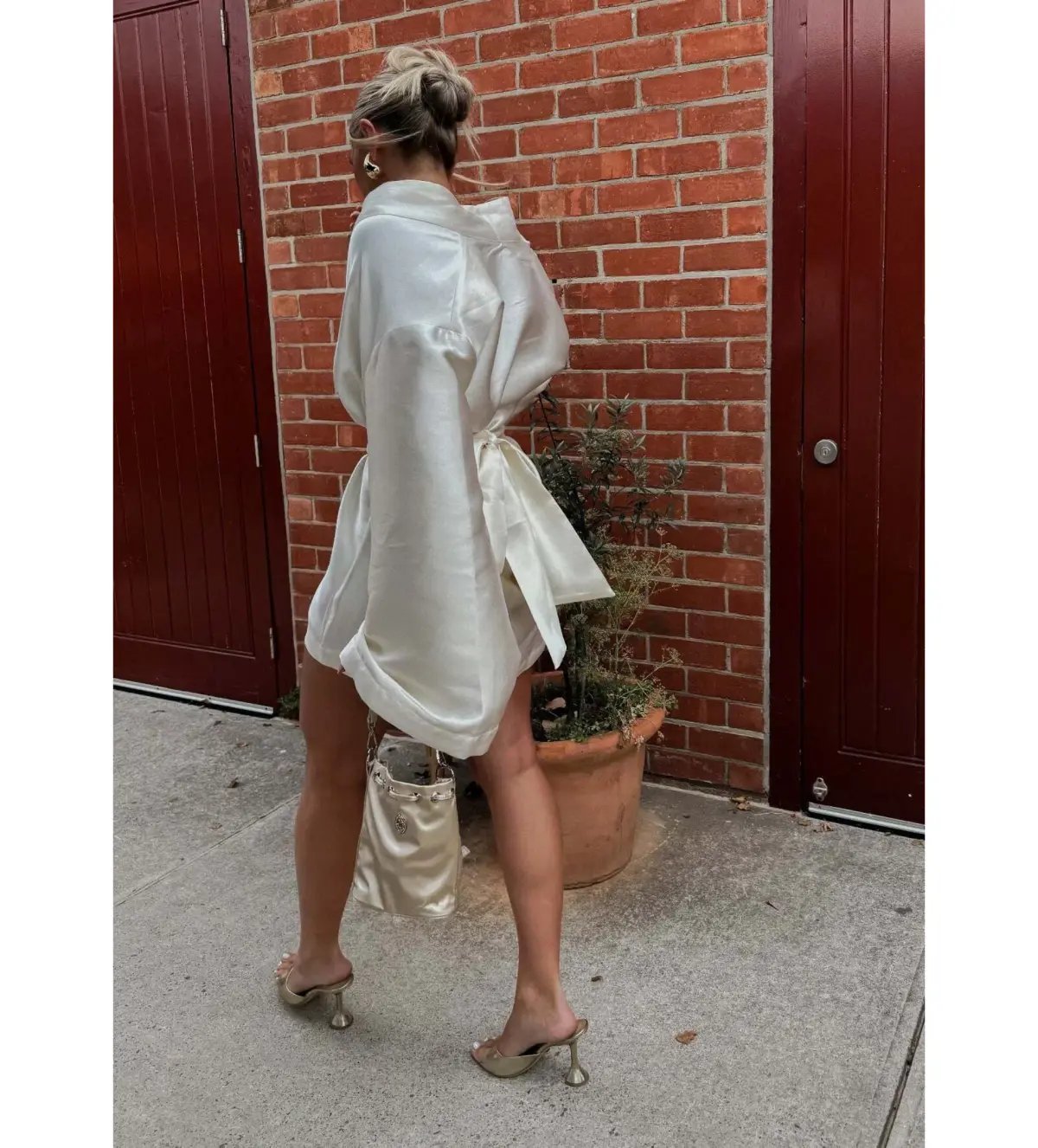 Khirzad Femme Rio Nina Robe Short Ivory Size S AU 8 photo 8