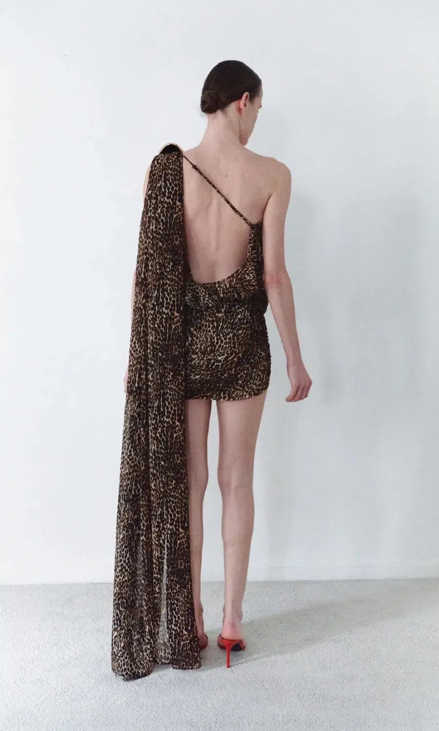 Leam Almes Leopard Print Chiffon Dress With Handmade Stone Detail size 36 photo 4