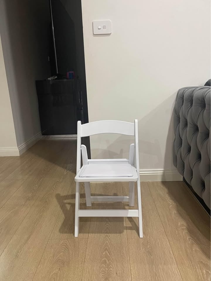 Americana chairs Hire photo 4