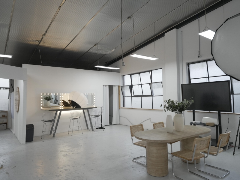 Valeon Studio, State-of-the-Art Production House photo 6