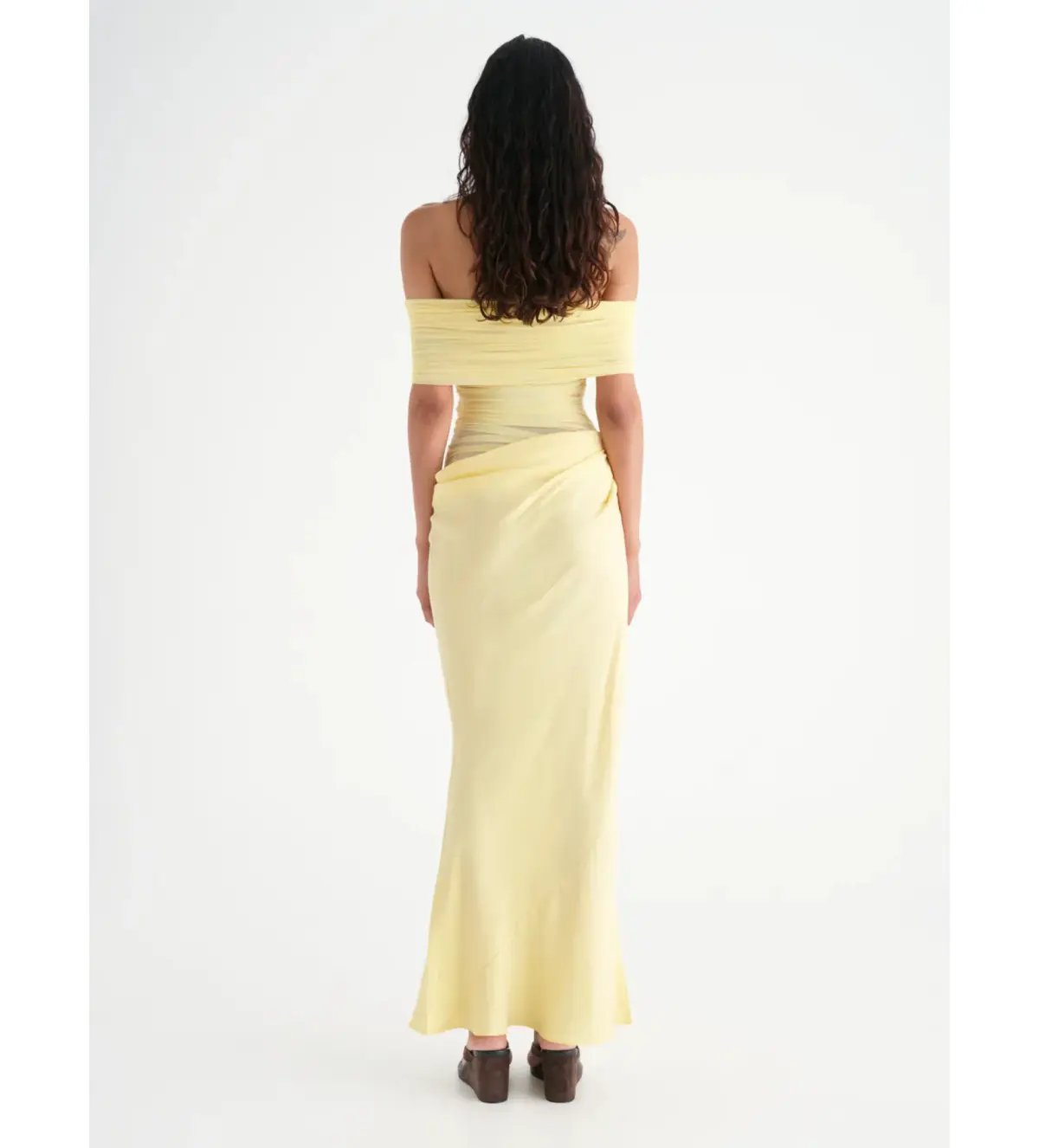 Benni Nico Off Shoulder Maxi Dress in Butter Yellow Size 6 photo 2