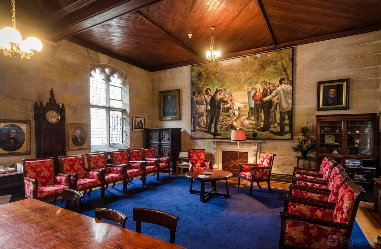 Library Senior Common Room at St Andrew's College University of Sydney photo 2