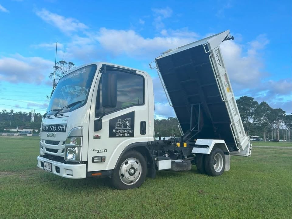 NJ Mini Ecavators & Plant Hire - Tipper Hire photo 10