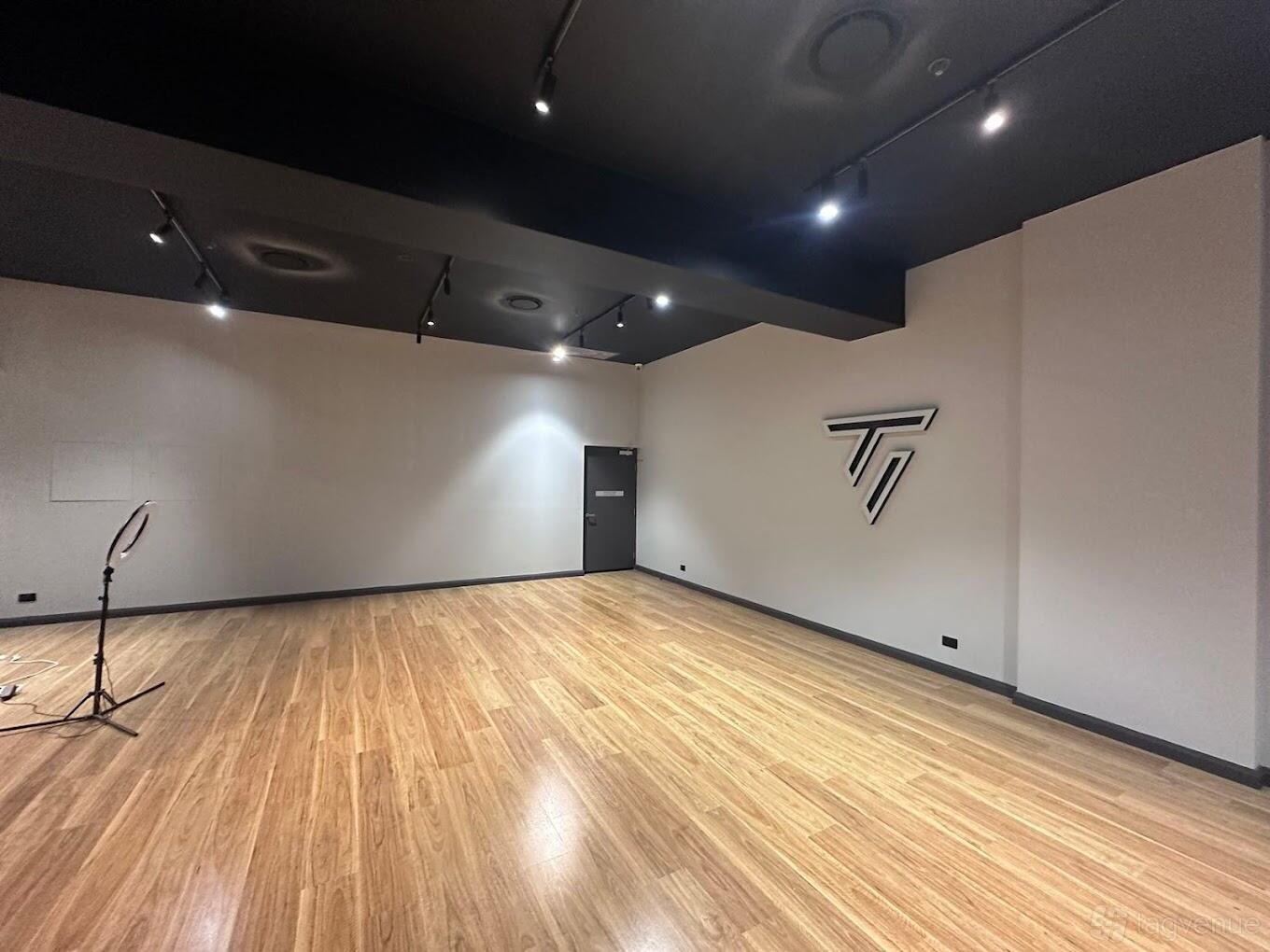 Entire Studio at The One Dance Studio photo 2