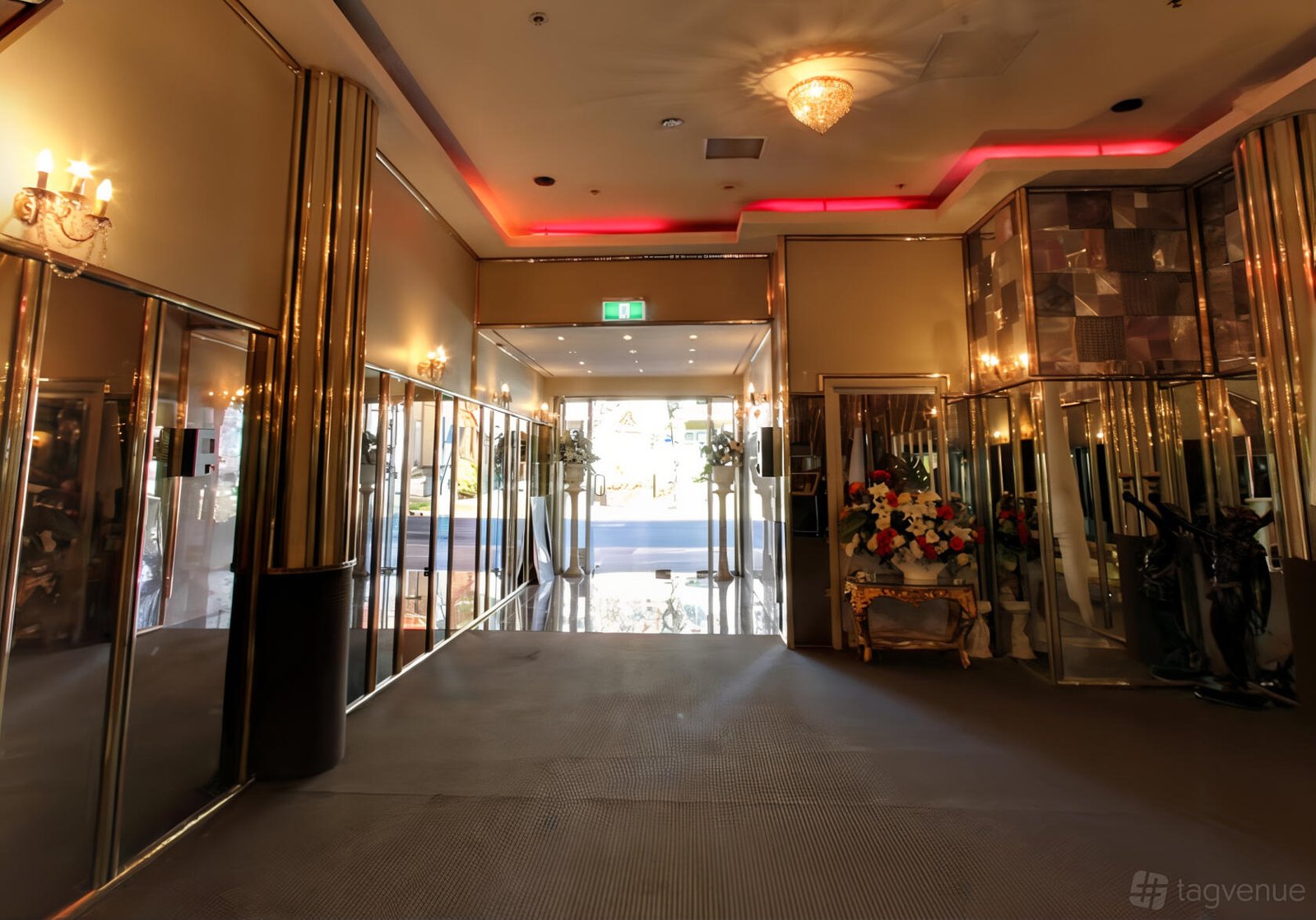 Ballroom at Parra Villa Function Lounge photo 10