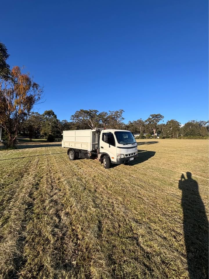Tipper hire one month photo 3