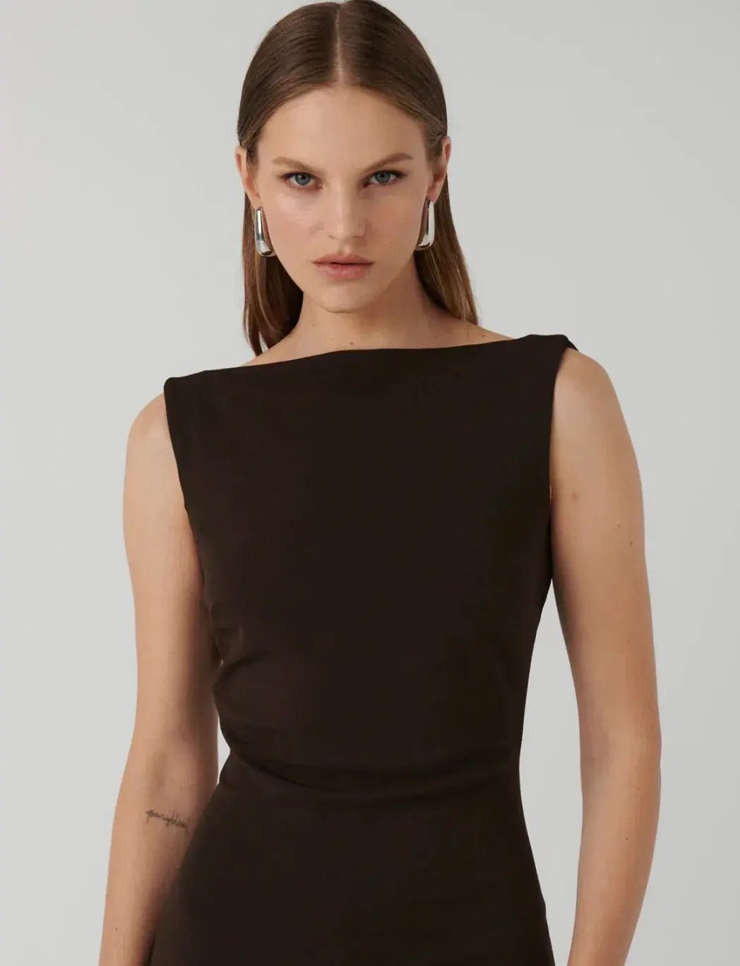 Effie Kats Verona Gown Coffee Size 8 photo 2
