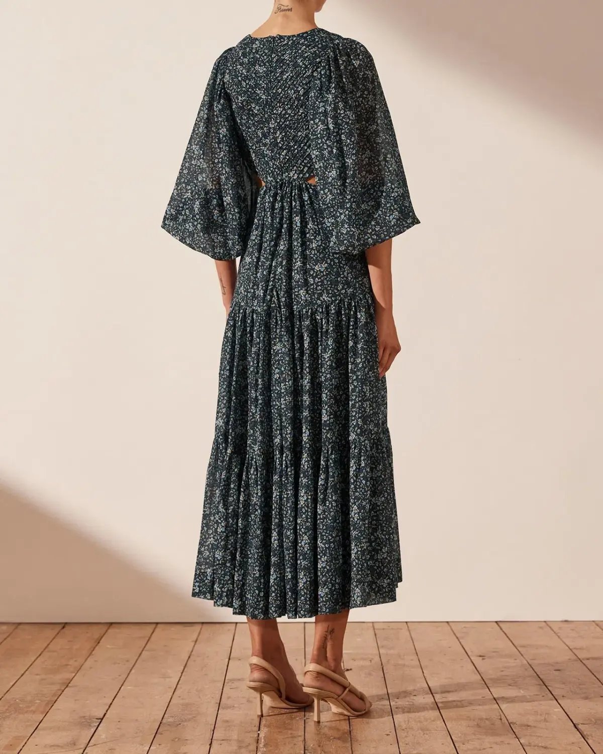 Shona Joy Denise Pin Tuck Cut Out Balloon Sleeve Midi Dress Navy Print Size 10 photo 2