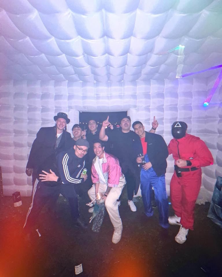 Glowing Party Cube 🧊 Hire photo 6