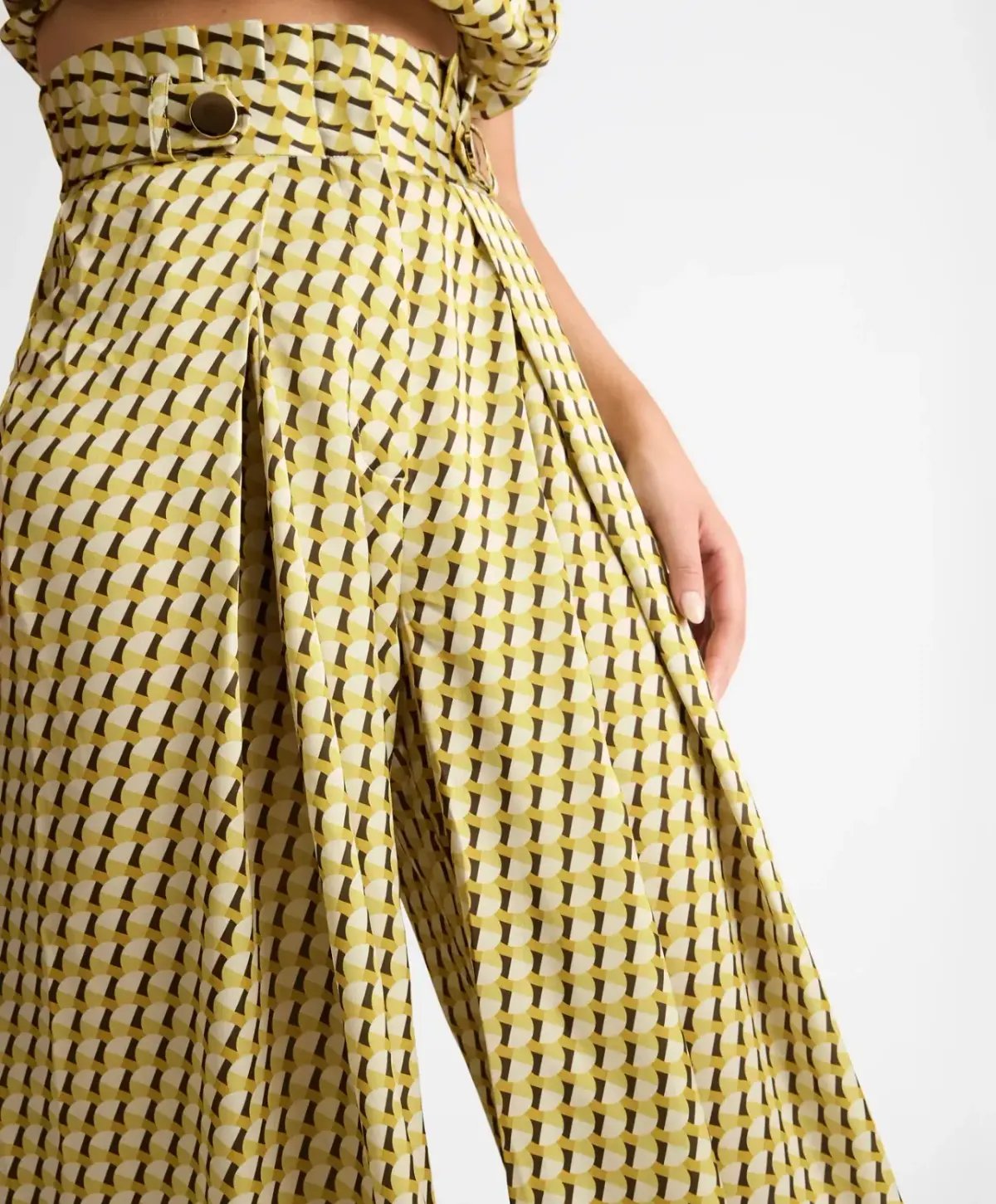 Sheike Revolution Top and Pant Set Yellow Print Size 6 photo 4