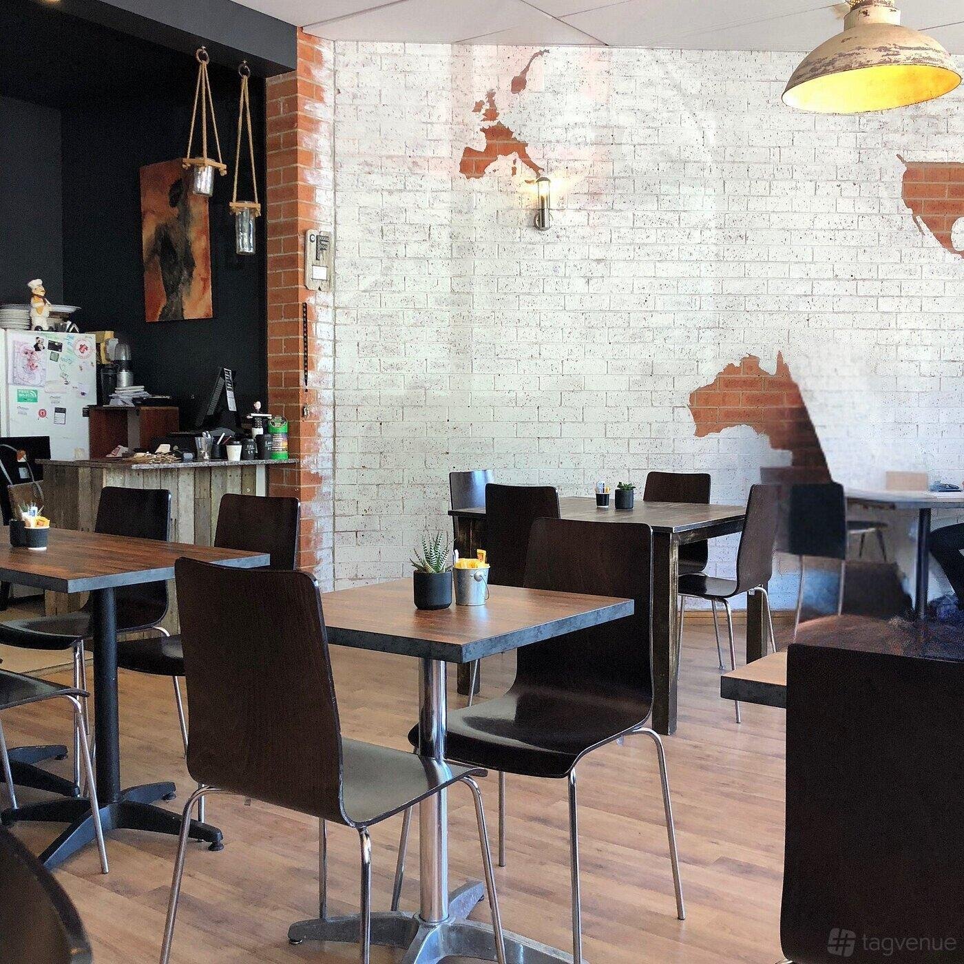 Entire Venue at Fahrenheit Cafe photo 7