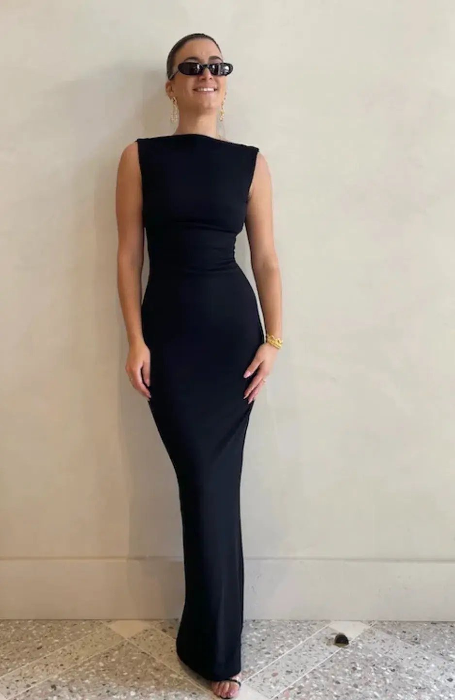 Effie Kats Verona Gown Black Size 8 photo 2