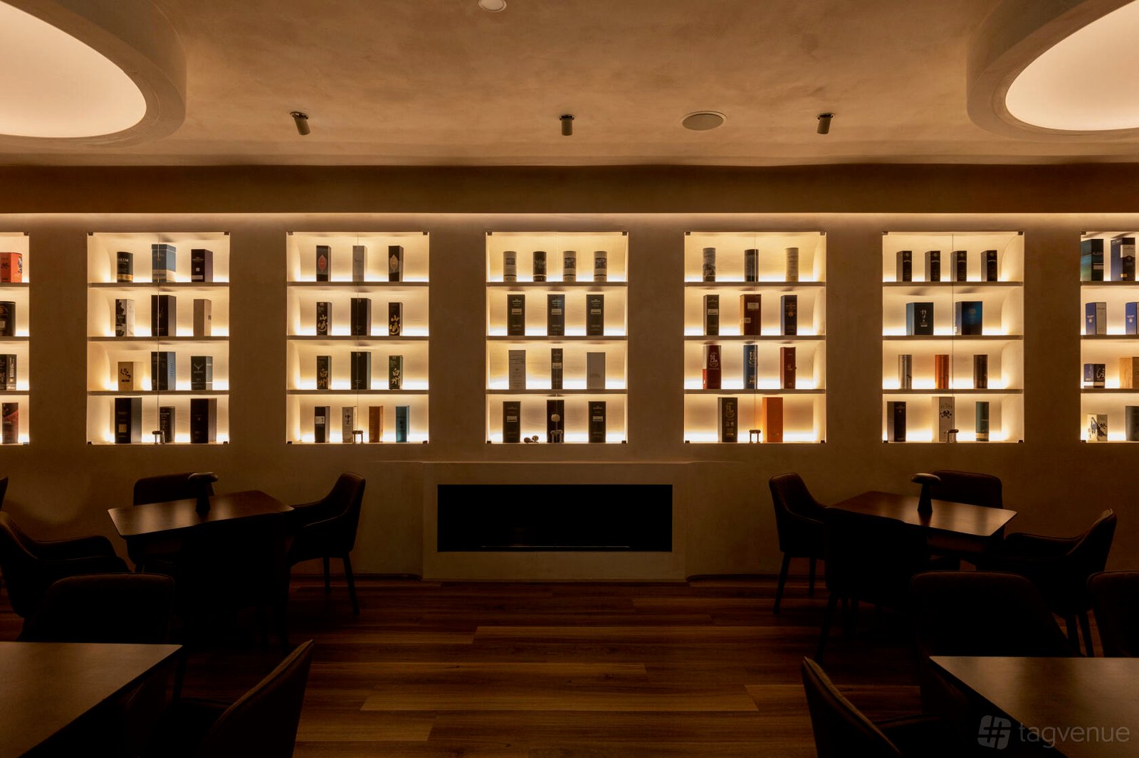 Whiskey Room at The Captains Balcony Crows Nest photo 2