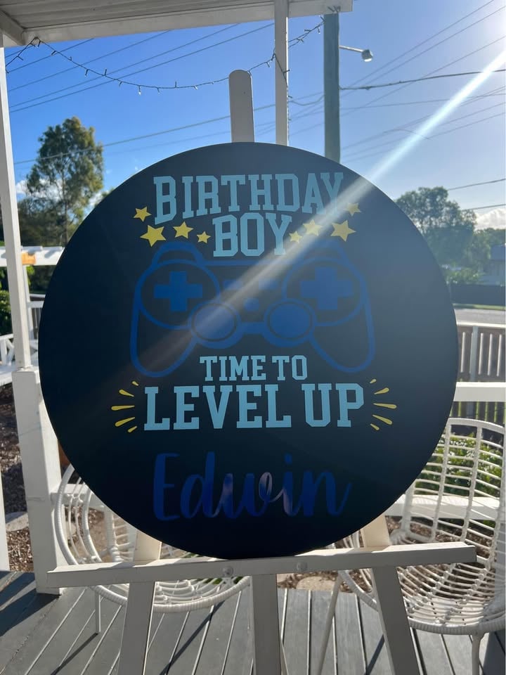 *hire* personalised Gaming/level up birthday sign hire photo 4
